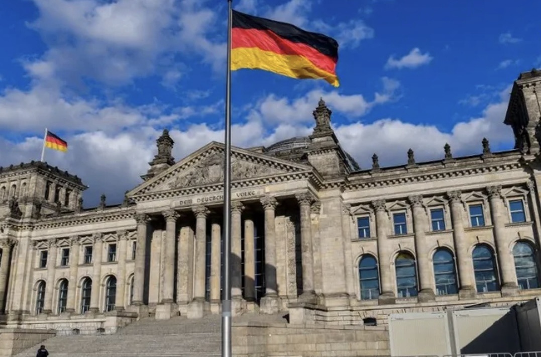 *محكمة ألمانية تصدر حكم السجن مدى الحياة على سوري متهم بقتل’ ثلاثة أشخاص في مهرجان صيفي*