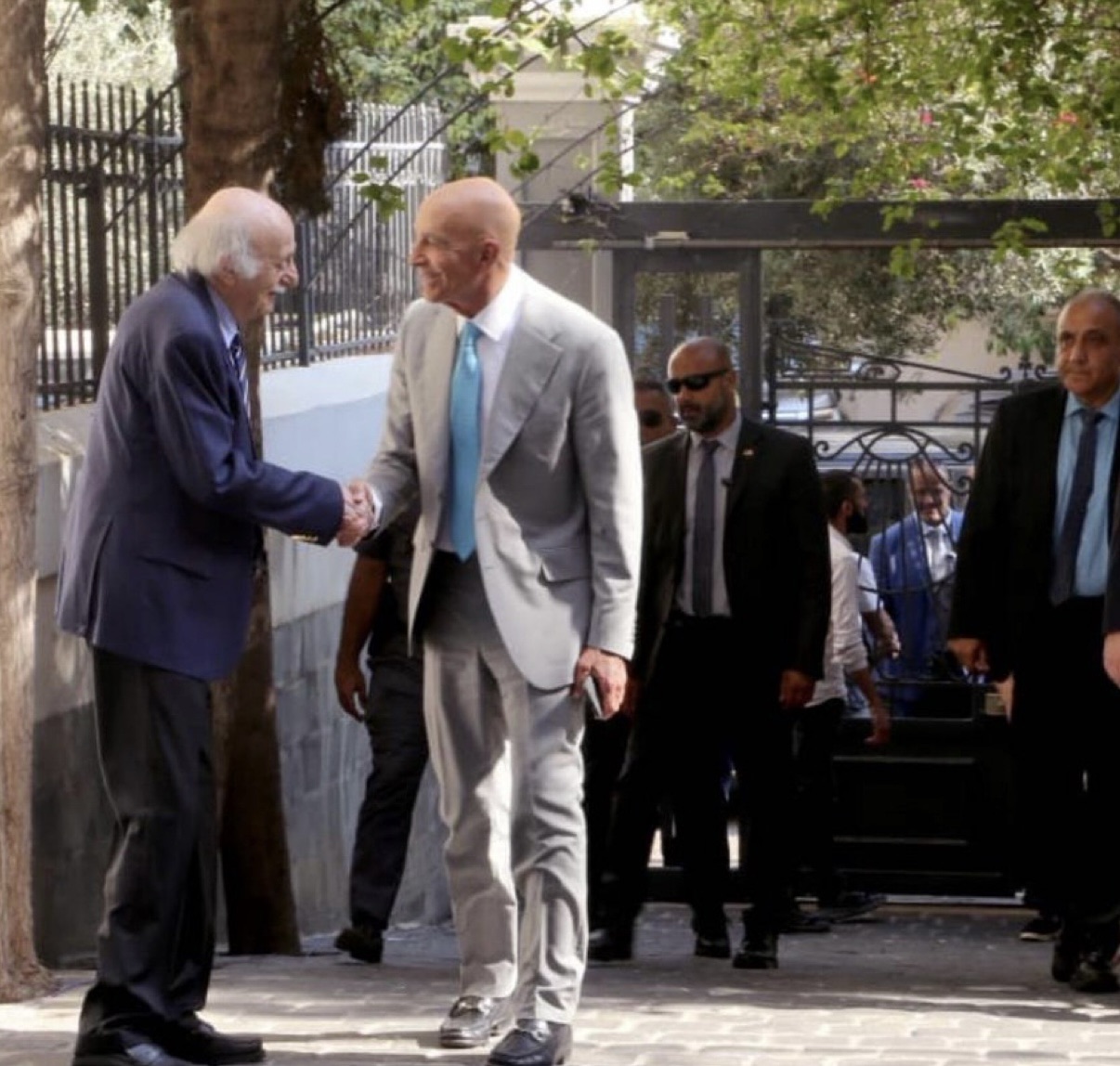 *توم برّاك: شكرًا جزيلًا لوليد جنبلاط*