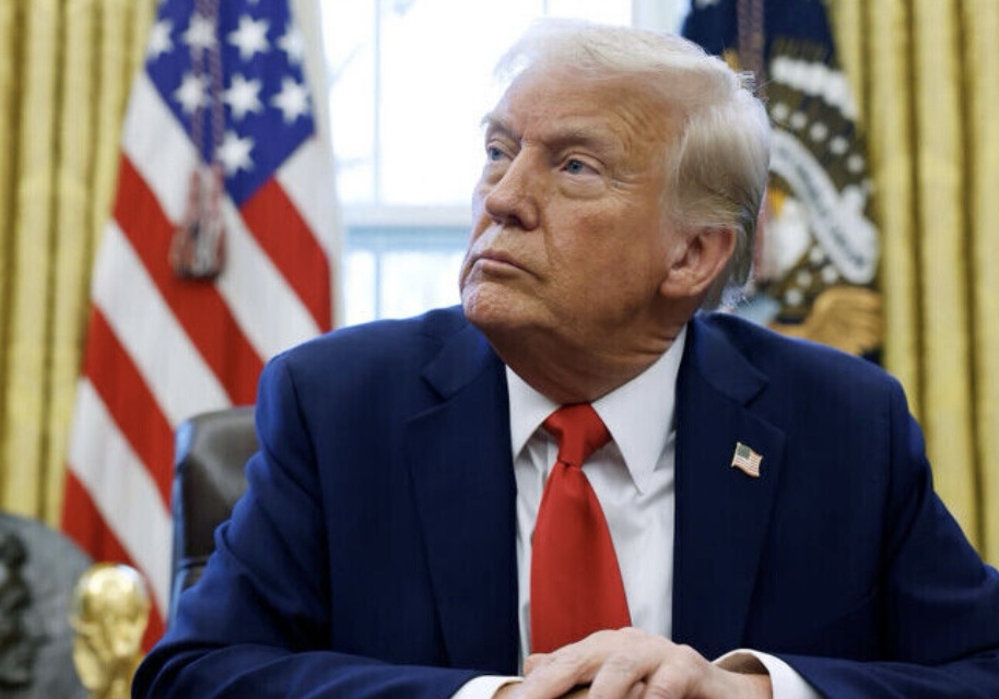 *ترامب يحذّر أوروبا: شراء النفط الروسي يطيل الحرب وتدفق المهاجرين خارج السيطرة*