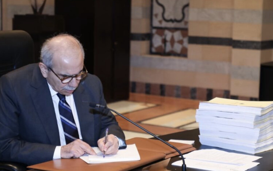 *الرئيس سلام يوضح لزواره: لم أعتكف ولا استقلت… ألغيت مواعيدي لمتابعة أحداث الروشة والخطوات المقبلة*