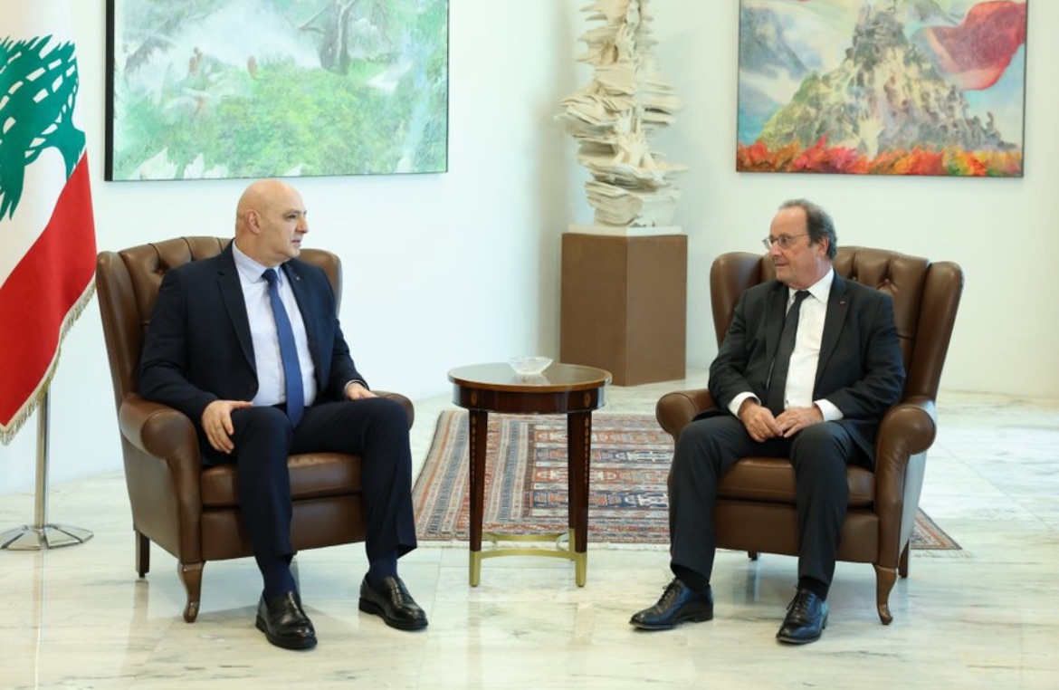 الرئيس عون استقبل الرئيس الفرنسي السابق فرنسوا هولاند،