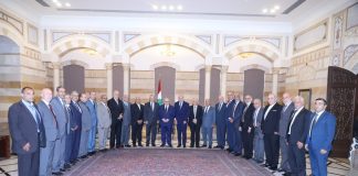 سلام: منحة للعسكريين شهريًا وروكز: الواقع لا يحتمل الانتظار