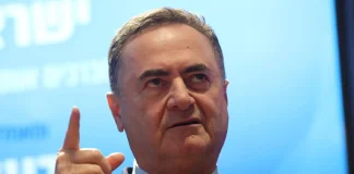 كاتس: غزة تحترق ولن نتراجع