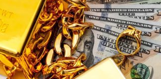 مستثمر مخضرم يتوقع وصول الذهب إلى 7 آلاف دولار قبل نهاية ولاية ترامب الثانية!