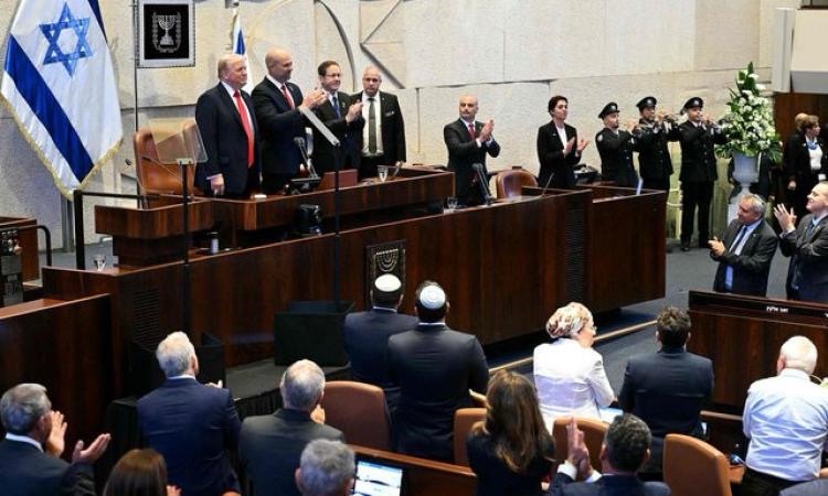 *ترامب: إيران ترغب في التوصل إلى اتفاق ويد الصداقة ممدودة لها*