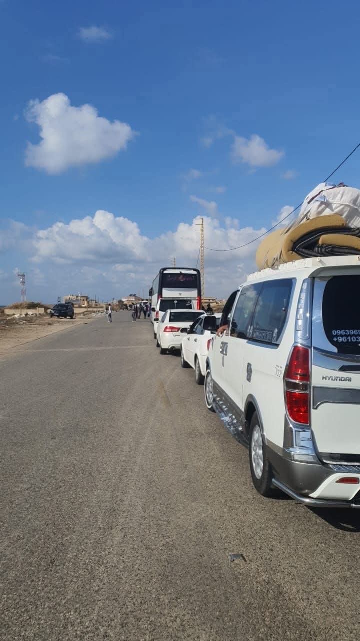 زحمة خانقة على دخول سوريا العريضة علما الحدود تقفل عند الساعة 7 مساء