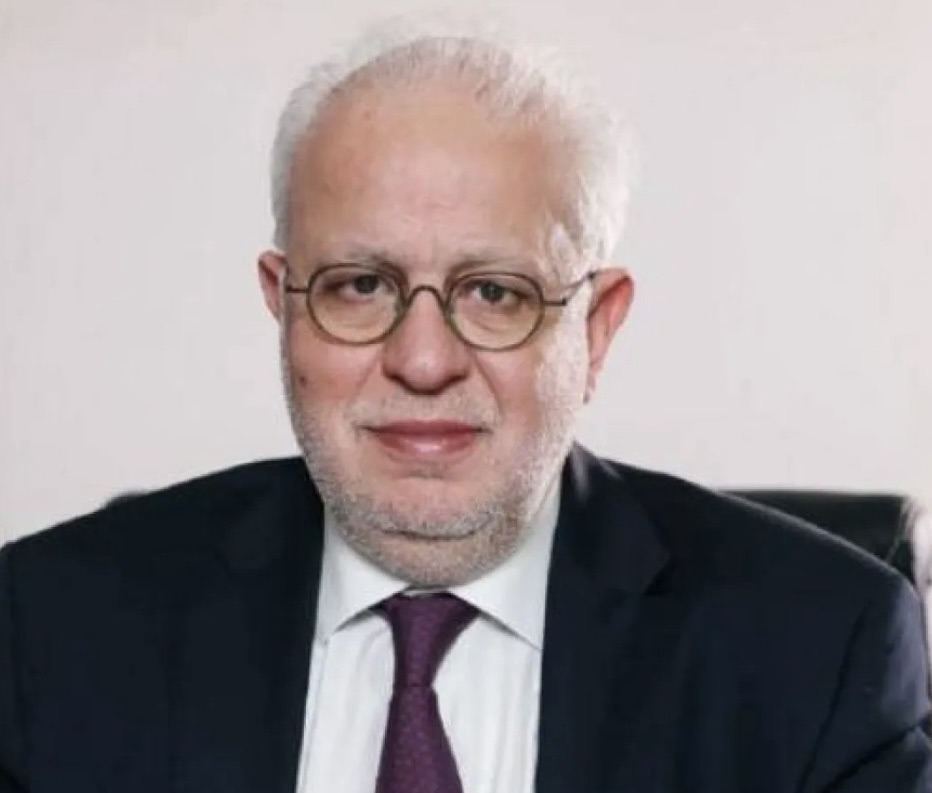 *وزير العدل عادل نصار يغادر الجلسة بسبب التزامات مسبقة ما أدى إلى إرجاء البند المتعلّق بتنظيم عمل كتّاب العدل إلى جلسة لاحقة*