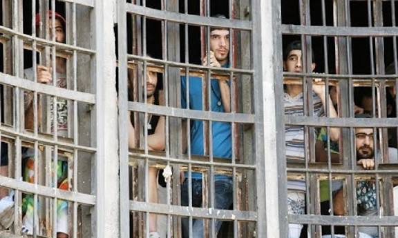 جوزف عيد يحذّر من انفجارٍ داخل السجون: الاكتظاظ تجاوز 340% و83% من السجناء بلا أحكام