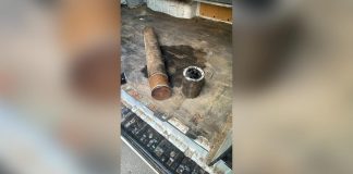 بالصورة: صاروخ داخل سيارة في البوشرية!