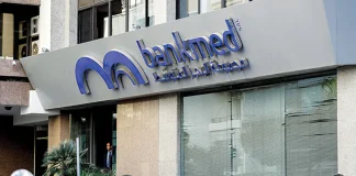 “بنك المتوسط” يقفل 8 فروع ويقلص عدد موظفيه