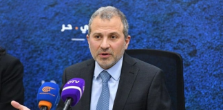 باسيل عن تسوية إلغاء حق المنتشرين: ما يحصل جريمة وخيانة وأفرقاء الحكومة متخاصمون في الشكل ومتفاهمون في المضمون