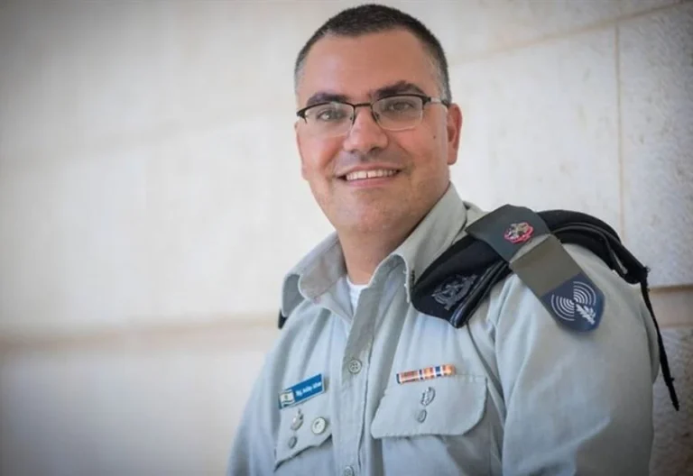 ادرعي : بعد قليل: كشف معلومات جديدة عن شخصيات لبنانية اغتالتها الوحدة 121 التابعة لحزب الله الإرهابي لأنها كانت تعرف أكثر مما ينبغي عن انفجار مرفأ بيروت