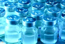 خبراء روس يطورون لقاحاً ضد السرطان… ما حقيقته؟