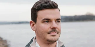 عن 27 عاما…العثور على نجم يوتيوب ميتاً في شقته