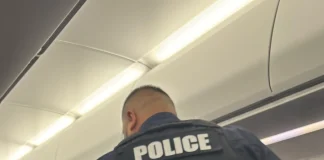 توقف اضطراري لطائرة تقل أعضاء في الكونغرس… ماذا حصل؟