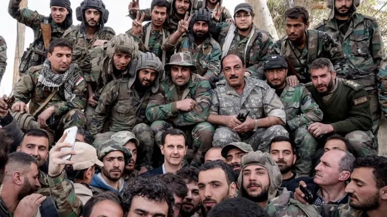 سوريا تعترض على وجود آلاف الضباط المحسوبين على الأسد في لبنان