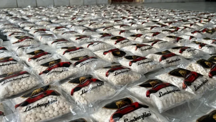 112345566_182215_large