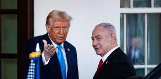 ترامب: سويّت 3 قضايا خلال 5 دقائق من لقائي مع نتنياهو ,ونحن ماضون في خطط السلام بالشرق الأوسط