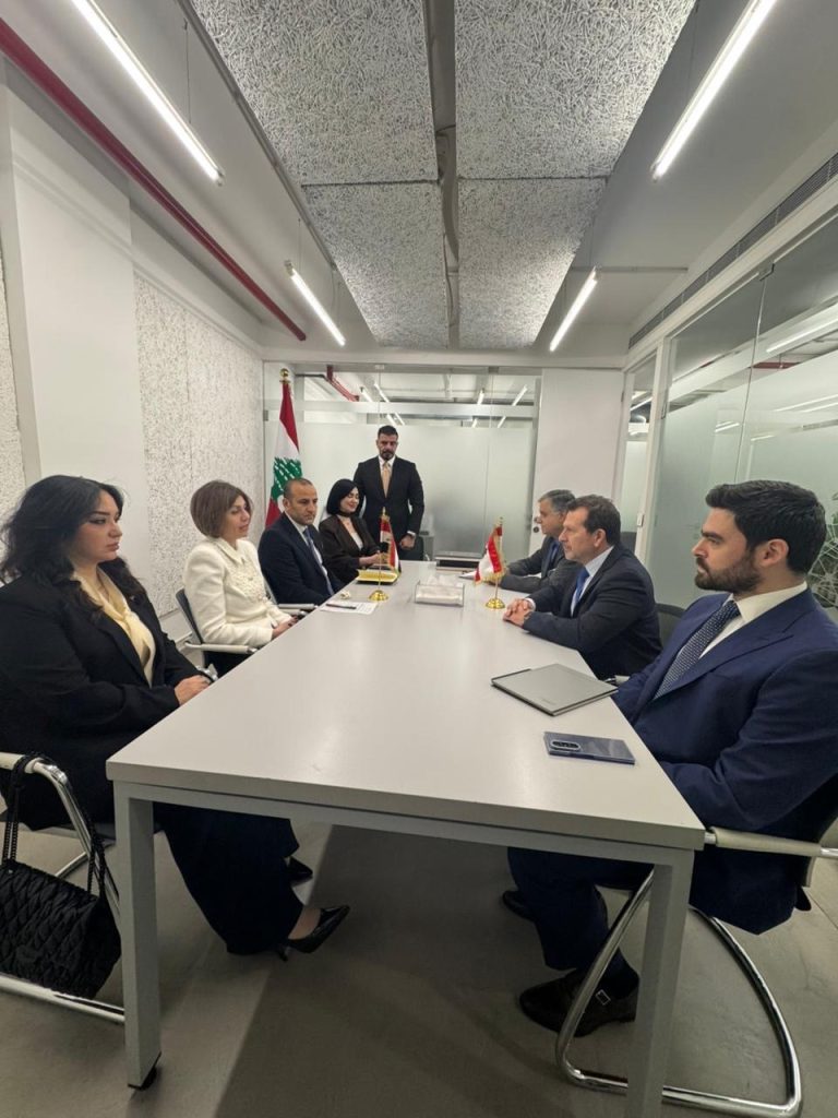 ملف اللاجئين العراقيين على طاولة شحادة ووزيرة المهجّرين العراقية