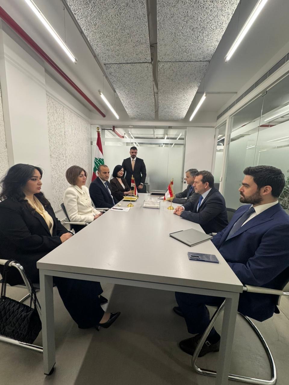 ملف اللاجئين العراقيين على طاولة شحادة ووزيرة المهجّرين العراقية