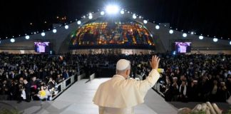 قلق سياسي من مرحلة ما بعد زيارة البابا