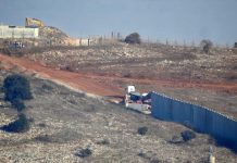 سفراء وملحقون عسكريون إلى الجنوب