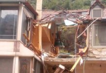 صخرة تجتاح منزلا في بلدة تنورين التحتا