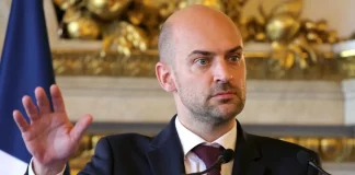 بارو يرحب بإقرار الحكومة مشروع قانون الانتظام المالي