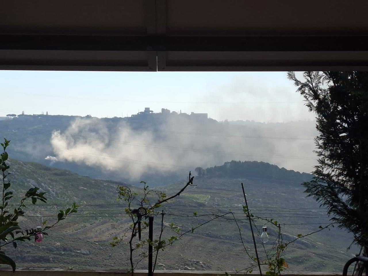 غارات من الطيران الحربي تستهدف منطقة تبنا والنميرية