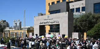 راتب المعلم المتقاعد 30 دولاراً وسلفة 200 مليار تنتظر الهيئة العامة!