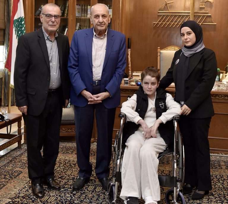 *الرئيس بري استقبل عائلة الشهيد شادي شرارة زوجته الجريحة أماني بزي وابنتها الناجية من المجزرة الطفلة الجريحة أسيل شرارة وجد العائلة سامي بزي*