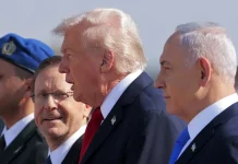 ترامب: أسمع أن إيران تحاول بناء مواقعها النووية مجددا وإذا كانوا يفعلون ذلك فسنضربها مرة أخرى