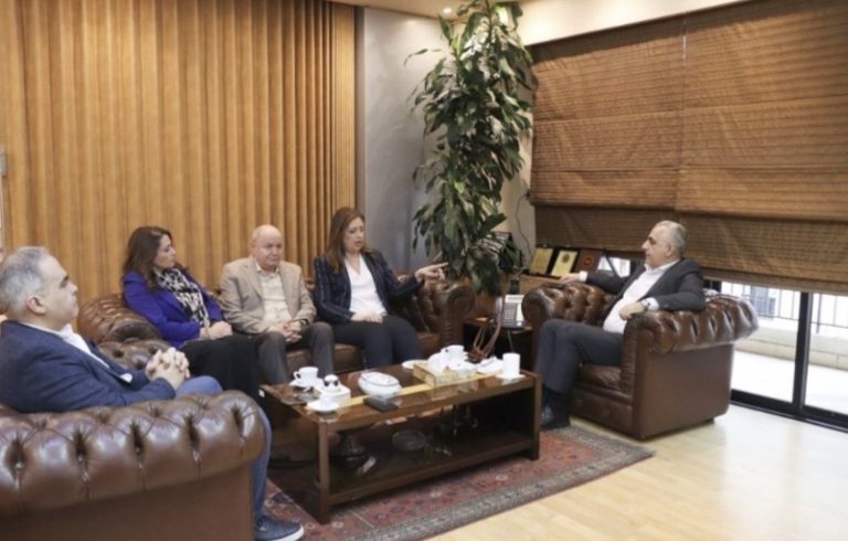 *كركي يستقبل رئيسة مجلس إدارة تلفزيون لبنان ورئيسة نقابة الموظفين ويعلن سلفات مالية استثنائية بقيمة 7 مليارات و800 مليون ليرة*