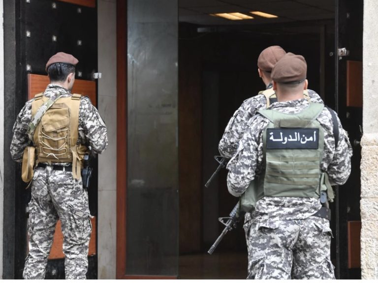 *أمن الدولة ينفذ عملية دهم بلدية بيروت ويكشف هدر أموال عامة*