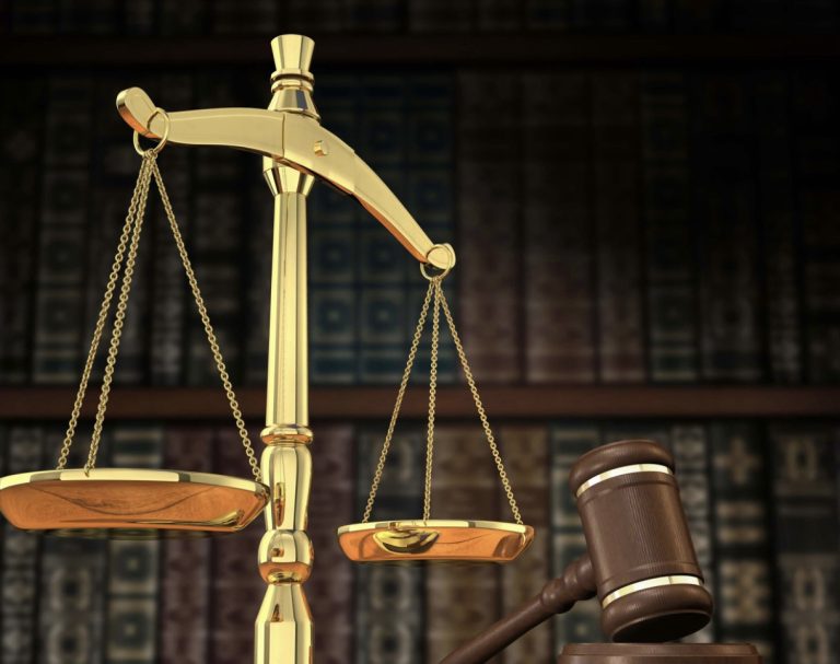 *مدعي عام التمييز جمال الحجار يرفع قرار منع السفر عن القاضي طارق البيطار مما سيمكنه من المشاركة في استجواب مالك باخرة روسوس الموقوف في بلغاريا*
