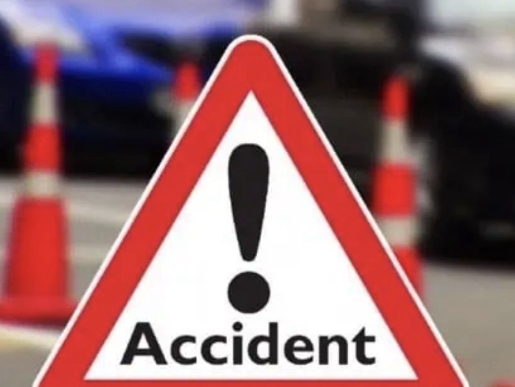 *تصادم 3 مركبات في نفق المطار يسفر عن جريح وحركة كثيفة*