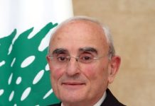 وزير الدفاع يجمّد مفعول تراخيص حمل الأسلحة