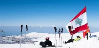 طرقات جبلية قطعتها الثلوج