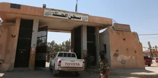 الجيش الأميركي يبدأ في نقل سجناء تنظيم “داعش” من سوريا إلى العراق