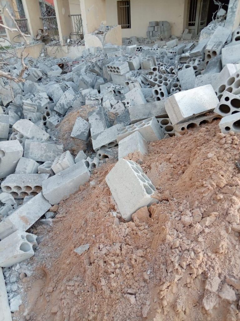 غارة من مسيرة تستهدف بلدة الطيبة على ورشة قيد الانشاء في ساحة حسن بيك.