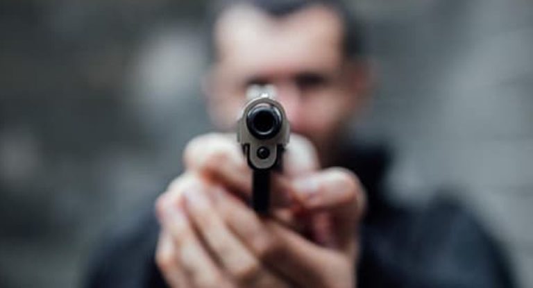 في شحيم… مقيم في البلدة يطلق النار على طفلته ثم ينهي حياته