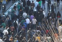 ماذا يجري في إيران؟ الأسباب والنتائج المحتملة