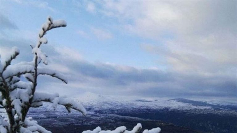 أمطار غزيرة وثلوج كثيفة ورياح قوية… منخفض جويّ يبدأ اليوم