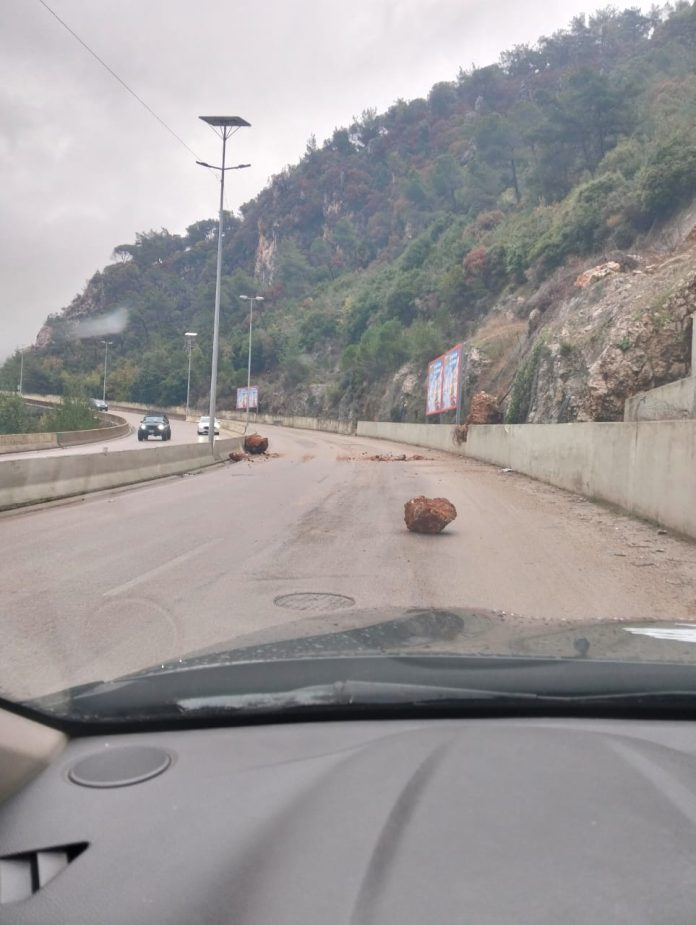 G9lY2VTXEAAFOT5_407585