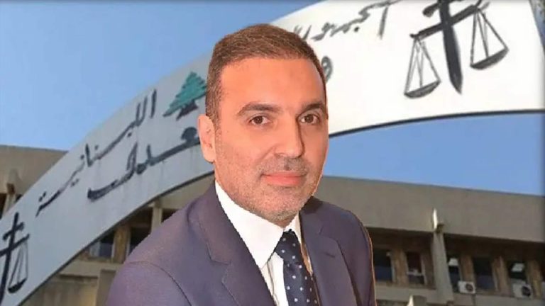 المدعي العام المالي يوقف رئيس دائرة مالية النبطية وموظفين بتهمة تقاضي رشاوى