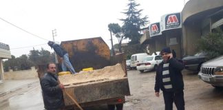 “الأشغال” تحذر من رمي النفايات العشوائي: يسد مجاري تصريف المياه