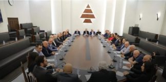 “الكتائب”: “الحزب” يُعلن تمرّده على الدولة.. مشروع خراب يطال لبنان برمّته!