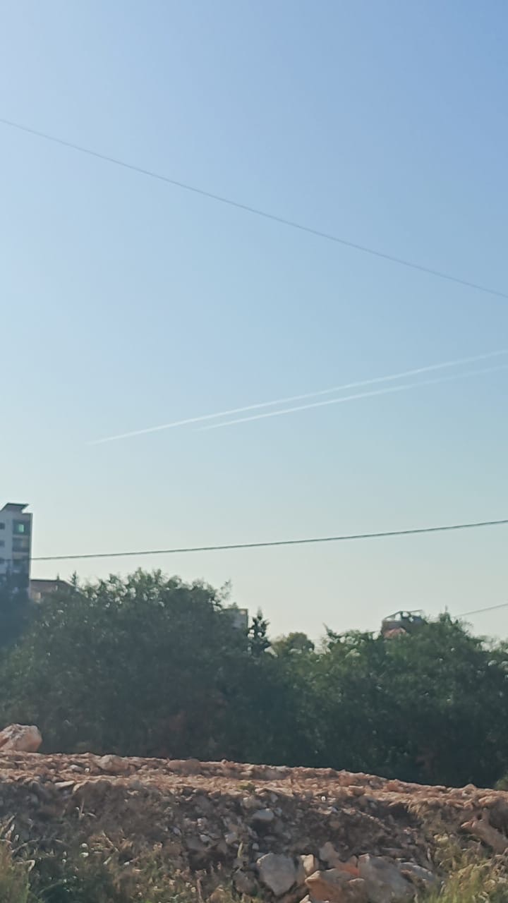 بالصورة – تحليق للطيران الحربي الاسرائيلي