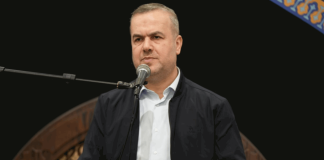 فضل الله: شعبنا باقٍ في أرضه وفي بلده