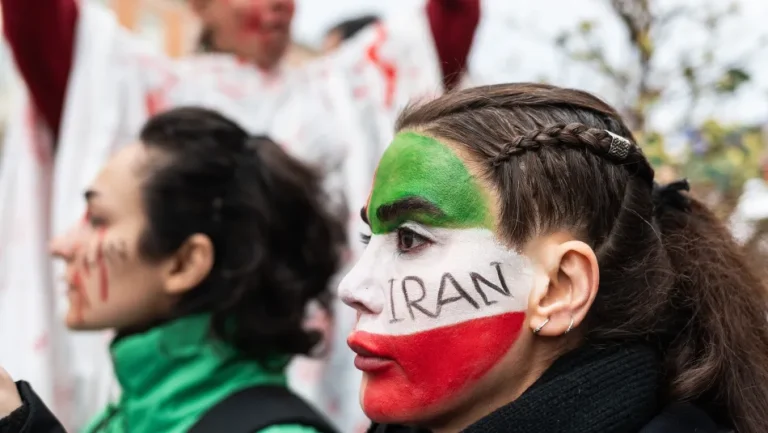 إيران: أكثر من 5 آلاف قتيل.. “العنف الأكثر فتكاً منذ الثورة”